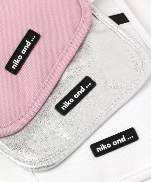 niko and...（ニコアンド）の「オリジナル縦型フラットショルダーバッグ（ショルダーバッグ・レディース・ブラック/ホワイト/ピンク/シルバー/パープル/レオパード・0）」の17枚目の写真