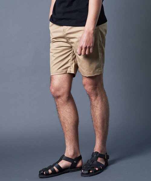 Magine(マージン)の「USE AGE COTTON TWILL BASIC SHORTS:コットン ツイル ベーシックショーツ(チノパンツ・メンズ・ブラック/ベージュ/オリーブ/ネイビー・44/46/48)」の8枚目の写真