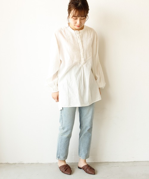 Auntie Rosa Holiday(アンティローザホリデー)の「クロス編みポインテットフラットシューズ(スリッポン・レディース・ブラック/ブラウン/グレイッシュベージュ・SMALL/MEDIUM/LARGE)」の6枚目の写真