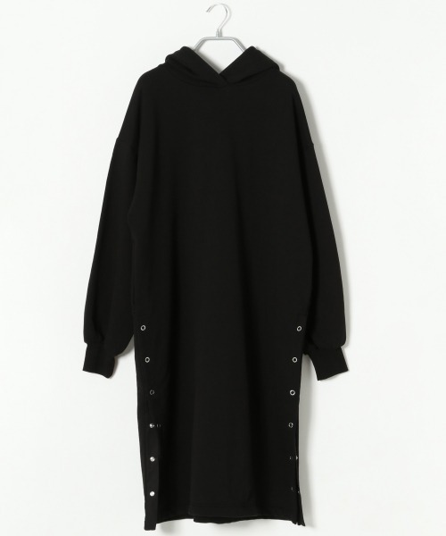 PAGEBOY（ページボーイ）の「スナップスリットパーカーワンピース（ワンピース・レディース・ブラック/モカ・FREE）」の10枚目の写真