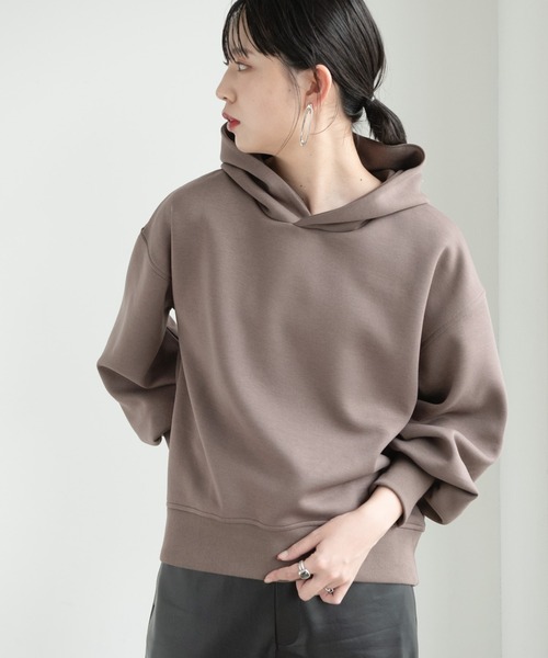 Aunt Marie's(アントマリーズ)の「ボリュームスリーブダンボールフードプルオーバー / AuntMarie's(パーカー・レディース・モカ/ベージュ/グリーン・FREE)」の6枚目の写真
