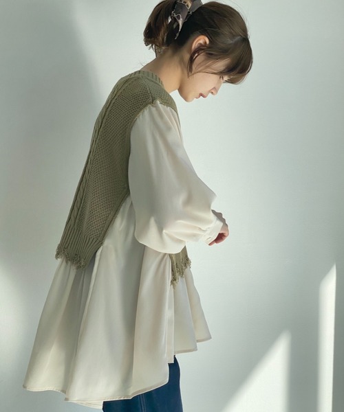 idem(イデム)の「Damage Knit Docking Blouse/ダメージニットドッキングブラウス(シャツ/ブラウス・レディース・アイボリー/オリーブ/ネイビー・FREE)」の13枚目の写真