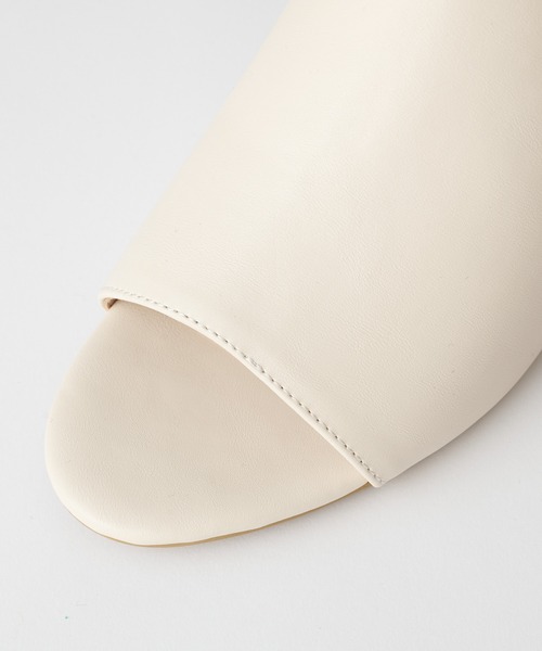 COLONY 2139(コロニートゥーワンスリーナイン)の「ストーンヒールミュール(サンダル・レディース・ブラック/アイボリー/グリーン系その他・22.5cm/23.5cm/24.5cm)」の15枚目の写真