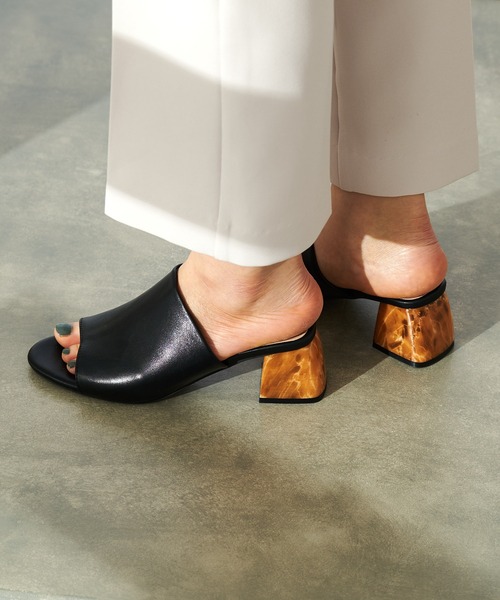 COLONY 2139(コロニートゥーワンスリーナイン)の「ストーンヒールミュール(サンダル・レディース・ブラック/アイボリー/グリーン系その他・22.5cm/23.5cm/24.5cm)」の9枚目の写真