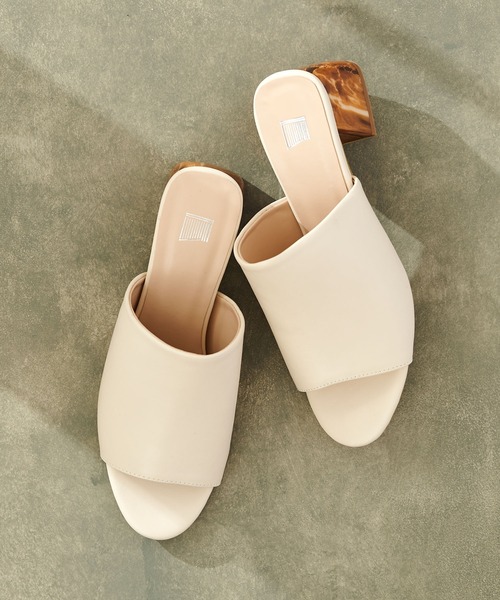 COLONY 2139(コロニートゥーワンスリーナイン)の「ストーンヒールミュール(サンダル・レディース・ブラック/アイボリー/グリーン系その他・22.5cm/23.5cm/24.5cm)」の16枚目の写真