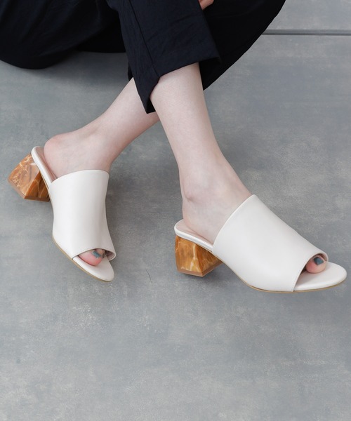 COLONY 2139(コロニートゥーワンスリーナイン)の「ストーンヒールミュール(サンダル・レディース・ブラック/アイボリー/グリーン系その他・22.5cm/23.5cm/24.5cm)」の20枚目の写真