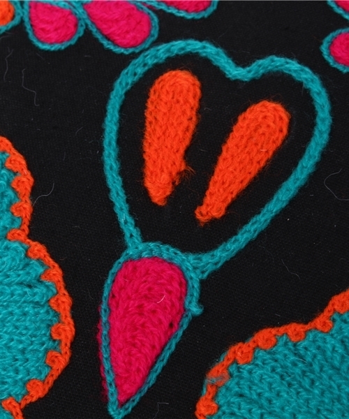 チャイハネ（チャイハネ）の「【チャイハネ】カラベラ刺繍クッション（クッション/クッションカバー・レディース・ブラック/グリーン/オレンジ・FREE）」の6枚目の写真