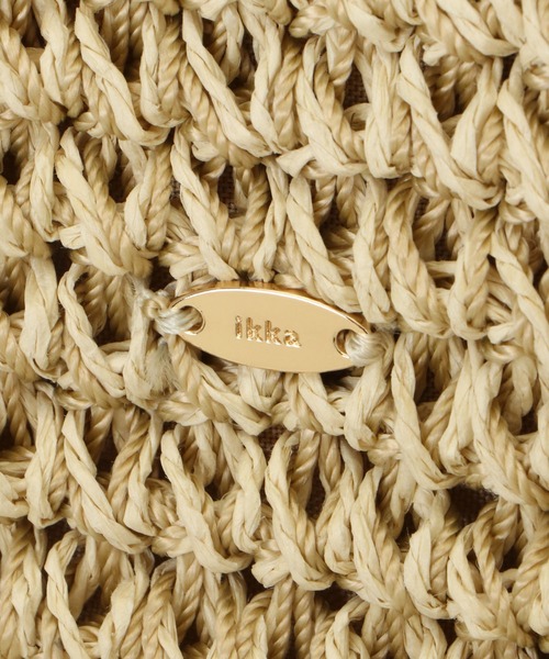 ikka（イッカ）の「細編みスクエア2WAYトート（ショルダーバッグ・レディース・グレー/ブラック/キャメル/オフホワイト・FREE）」の6枚目の写真