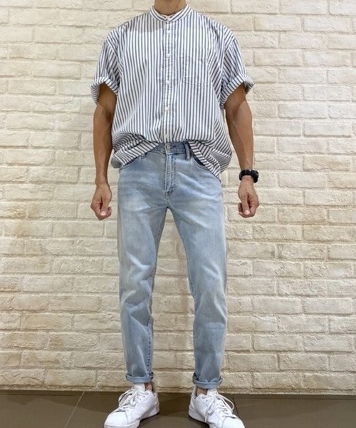 GAP（ギャップ）の「ミッドライズ テーパードスリム クロップドデニム（デニムパンツ・メンズ・ライトインディゴブルー・28W/30W/32W/34W/36W）」の9枚目の写真