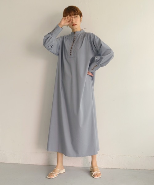 CLEIO（クレイオ）の「【CLEIO】ラグランスリーブロングワンピース（ワンピース・レディース・オフホワイト/ブルー/ピンクベージュ・FREE）」の3枚目の写真