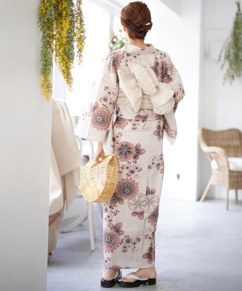 浴衣✴︎菊づくし utatane（ウタタネ）の「浴衣3点セット 綿麻 茶色ぼかしの菊