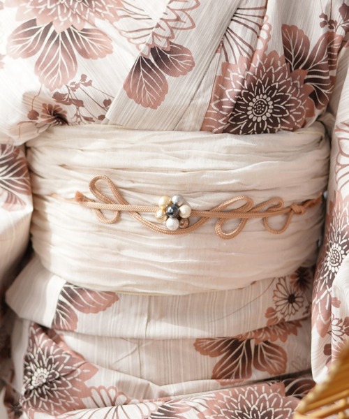 utatane（ウタタネ）の「浴衣3点セット 綿麻 茶色ぼかしの菊