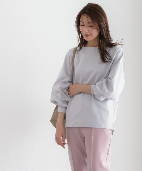 Pierrot(ピエロ)の「コットンポンチバルーンスリーブトップス(Tシャツ/カットソー・レディース・ライトグレー/ブラック/ライトベージュ・M/L)」の2枚目の写真