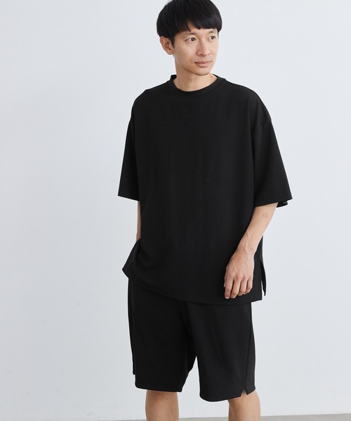 Loungewear tokyo(ラウンジウェアトウキョウ)の「【セットアップ】カットジョーゼットリラックスストレッチ ワイドモックネック半袖Tシャツ&1タックショートパンツ ワンマイルウェア(ルームウェア/パジャマ・メンズ・ブラック/ベージュ/ネイビー/グレー系その他/ブルー系その他/ホワイト・M/L/XL/S)」の19枚目の写真