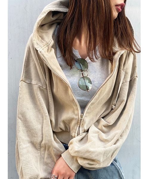 one way（ワンウェイ）の「【oneway Jeans】硫化染めZIPパーカー（パーカー・レディース・ライトブルー/ブラック/ベージュ・FREE）」の3枚目の写真