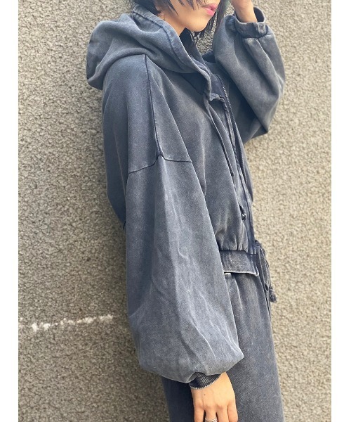 one way（ワンウェイ）の「【oneway Jeans】硫化染めZIPパーカー（パーカー・レディース・ライトブルー/ブラック/ベージュ・FREE）」の5枚目の写真