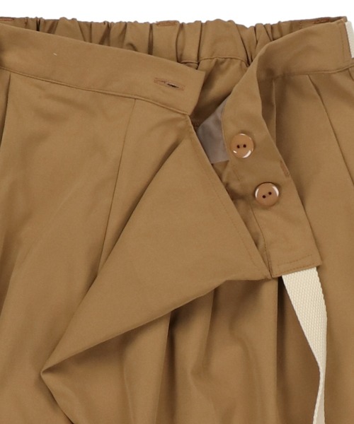 SPINNS（スピンズ）の「ツイル素材 ベルト付ラップパンツ（その他パンツ・レディース・ダークベージュ/ブラウン/ブラック/カーキ・ONESIZE）」の22枚目の写真