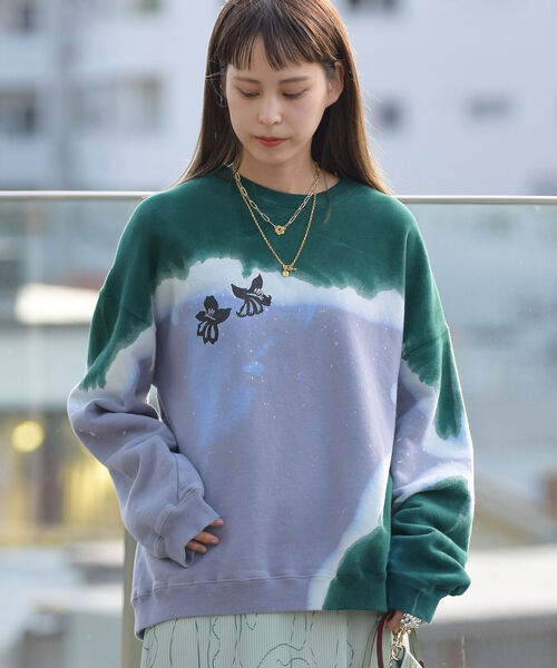 Ray BEAMS（レイビームス）の「NOMA t.d. × Ray BEAMS / 別注 タイダイ スウェット（スウェット・レディース・パープル/レッド・ONE SIZE）」の3枚目の写真
