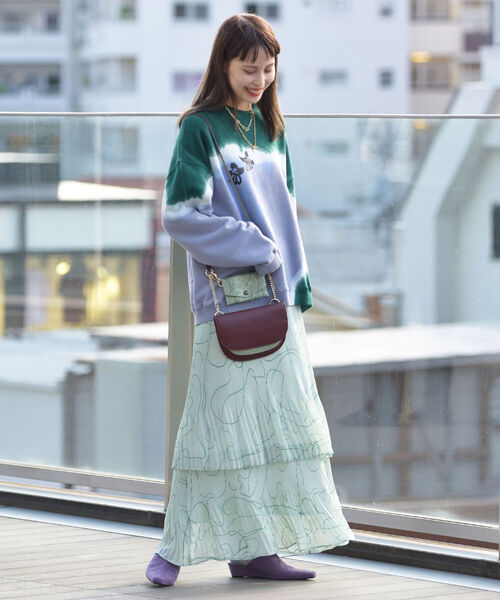 Ray BEAMS（レイビームス）の「NOMA t.d. × Ray BEAMS / 別注 タイダイ スウェット（スウェット・レディース・パープル/レッド・ONE SIZE）」の6枚目の写真