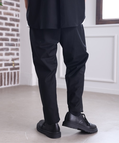 ACE SHOP（エースショップ）の「【セットアップ着用可】リラックステーパードパンツ【ファッション系YouTuberめんくろ。コラボ】（その他パンツ・メンズ・ブラック/ベージュ・MEDIUM/LARGE）」の22枚目の写真