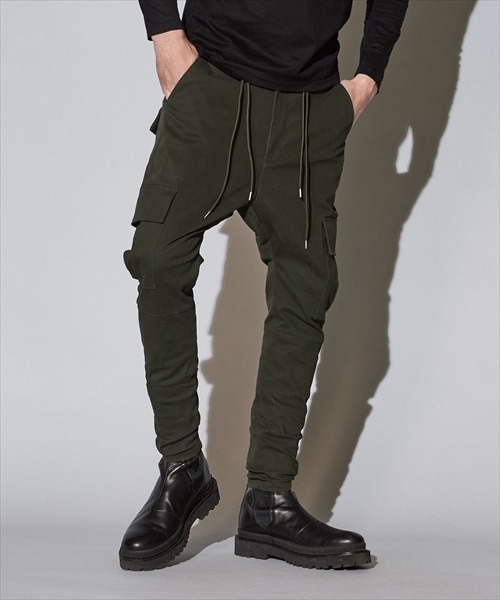 NO ID.(ノーアイディ)の「【NO ID.】Sarrouel Skinny Cargo Pants / サルエル スキニー カーゴ パンツ(カーゴパンツ・メンズ・ブラック/カーキ/グレー・1/3/2)」の3枚目の写真