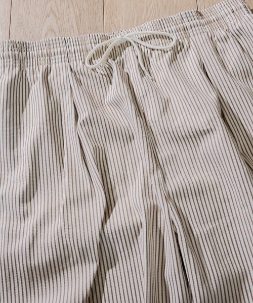 JOHN'S CLOSET（ジョンズクローゼット）の「【i】ヒッコリーシェフショーツ（その他パンツ・メンズ・ベージュ系その他/ブラック×ホワイト/ネイビー×ホワイト・MEDIUM/X-LARGE/SMALL/LARGE）」の5枚目の写真