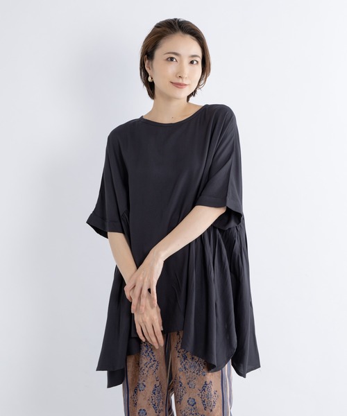 KATHARINE ROSS（キャサリンロス）の「【KATHARINE ROSS】ラウンドスリットギャザーチュニック（チュニック・レディース・チャコールグレー/アイボリー/ライトブラウン・MEDIUM）」の3枚目の写真