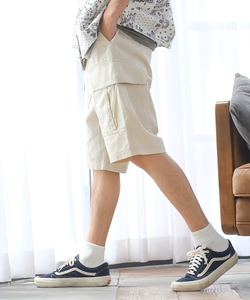 improves(インプローブス)の「ワイドシルエット カーゴ ショートパンツ(カーゴパンツ・メンズ・ホワイト/オリーブ/ベージュ/ブラック・MEDIUM/LARGE)」の6枚目の写真