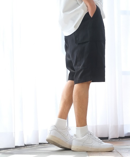 improves(インプローブス)の「ワイドシルエット カーゴ ショートパンツ(カーゴパンツ・メンズ・ホワイト/オリーブ/ベージュ/ブラック・MEDIUM/LARGE)」の10枚目の写真