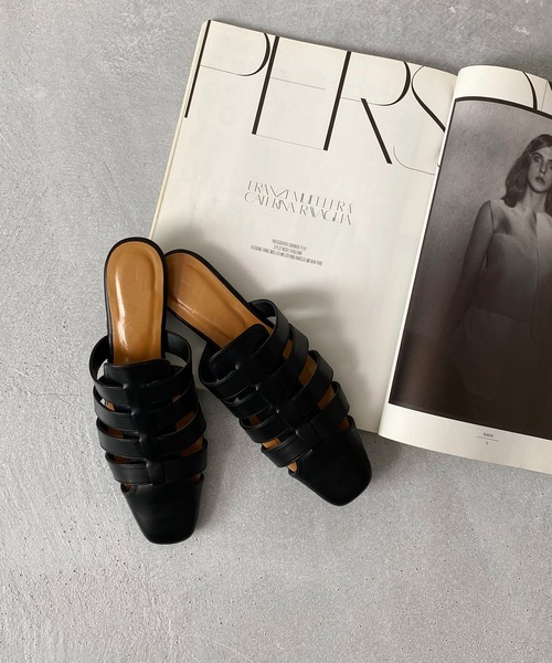 CAPRICIEUX LE'MAGE（カプリシューレマージュ）の「グルカ風ミュール（サンダル・レディース・ブラック/アイボリー・M/L）」の8枚目の写真