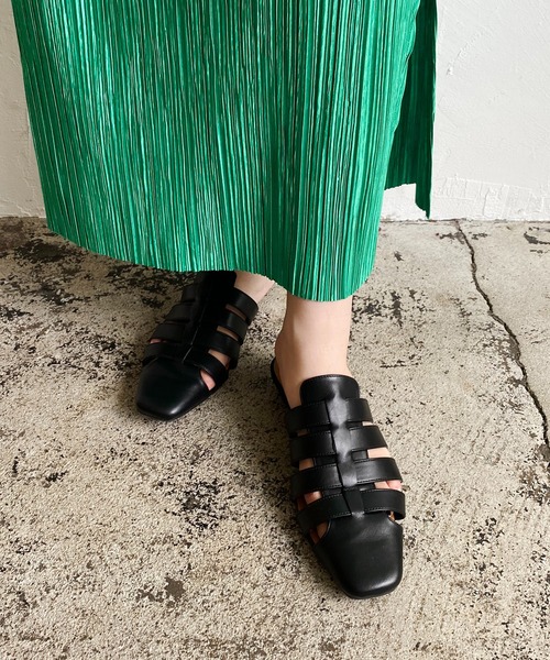 DIANAブラック グルカ調ミュール サンダル DIANAブラック グルカ調ミュール サンダル DIANAブラック グルカ調
