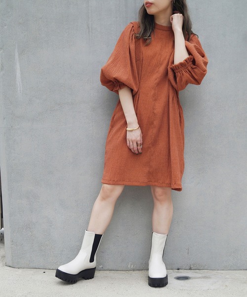 179/WG（イチナナキュウダブルジー）の「厚底サイドゴアブーツ（ブーツ・レディース・オフホワイト/ブラック・M/L）」の15枚目の写真