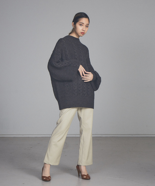 NOMINE（ノミネ）の「【展開店舗限定】フェイクレザーセミフレアパンツ（その他パンツ・レディース・ブラック/アイボリー・S/M）」の3枚目の写真