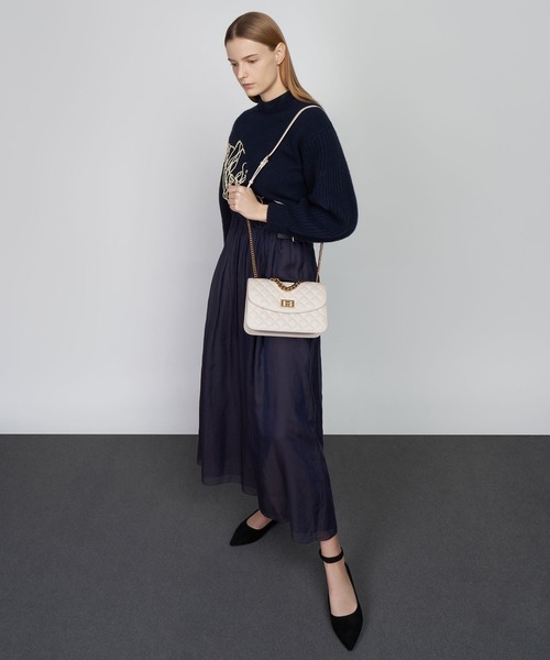 CHARLES & KEITH（チャールズ & キース）の「テクスチャードアンクルストラップ バレリーナフラット / Textured Ankle Strap Ballerina Flats（バレエシューズ・レディース・ブラック/オリーブ・22.5cm/23cm/23.5cm/24.5cm/25cm/25.5cm）」の10枚目の写真