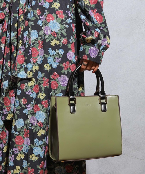 jouetie（ジュエティ）の「【jouetie/ジュエティ】カラーエッジ　スクエア ハンドバッグ（トートバッグ・レディース・オリーブ/ベージュ/オレンジ/ベージュ系その他/ブルー系その他/ブルー/アイボリー/ダークグリーン/ブラック/ワイン/ダークブラウン/グレイッシュベージュ・FREE）」の8枚目の写真