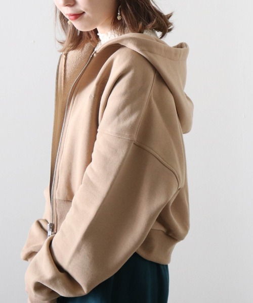 Cheek（チーク）の「刺繍ショートパーカー（パーカー・レディース・チャコールグレー/ブラウン/ベージュ・MEDIUM）」の18枚目の写真