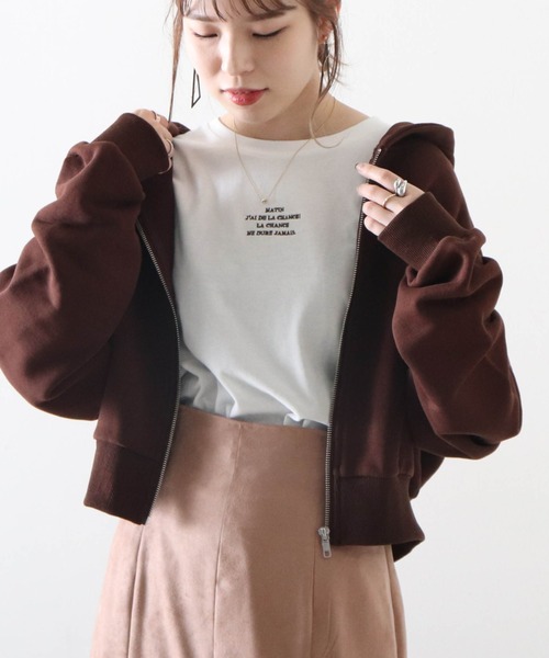 Cheek（チーク）の「刺繍ショートパーカー（パーカー・レディース・チャコールグレー/ブラウン/ベージュ・MEDIUM）」の6枚目の写真