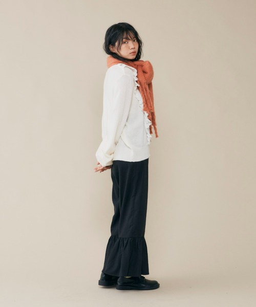 MERLOT(メルロー)の「裾フリルパンツ(その他パンツ・レディース・ブラック/ナチュラル・FREE)」の14枚目の写真