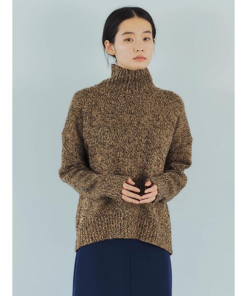 GARAGE OF GOOD CLOTHING（ガレージオブグッドクロージング）の「ミックスタートルニットプルオーバー＊（ニット/セーター・レディース・ブラック/マスタード/グリーン・FREE）」の11枚目の写真