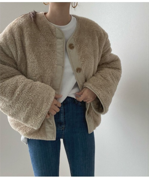 by muni:r（バイ ムニール）の「リバーシブルフリースキルティングダウン（テーラードジャケット・レディース・ベージュ/アイボリー/ダークグレー・FREE）」の21枚目の写真