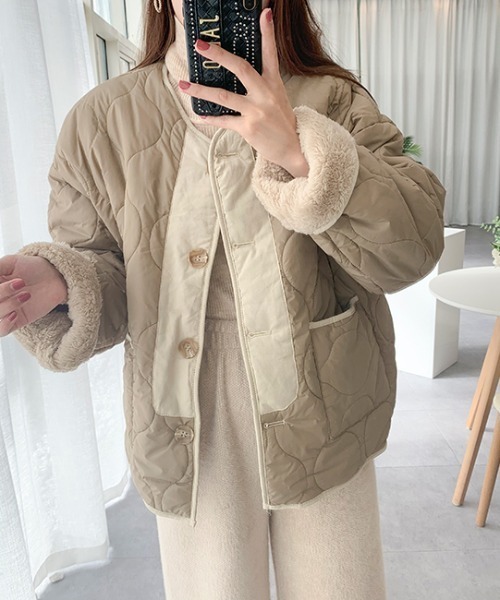 by muni:r（バイ ムニール）の「リバーシブルフリースキルティングダウン（テーラードジャケット・レディース・ベージュ/アイボリー/ダークグレー・FREE）」の6枚目の写真