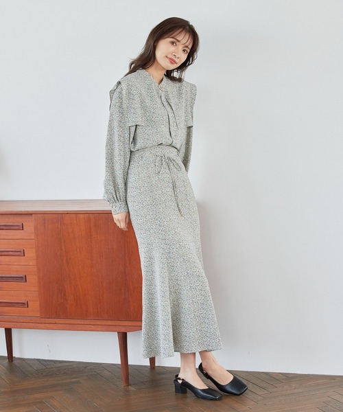 mysty woman（ミスティウーマン）の「ワンピース風のセットアップコーデも　ソフト花柄マーメイドスカート 266549（スカート・レディース・ブラック/イエロー/ライトベージュ・FREE）」の20枚目の写真