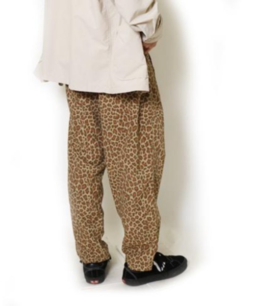 BURLAP OUTFITTER（バーラップアウトフィッター）の「BURLAP OUTFITTER/バーラップアウトフィッター　TRACK PANT PRINTED トラックパンツプリンテッド（その他パンツ・メンズ・カモフラージュ/レオパード/その他・MEDIUM/LARGE/SMALL）」の8枚目の写真