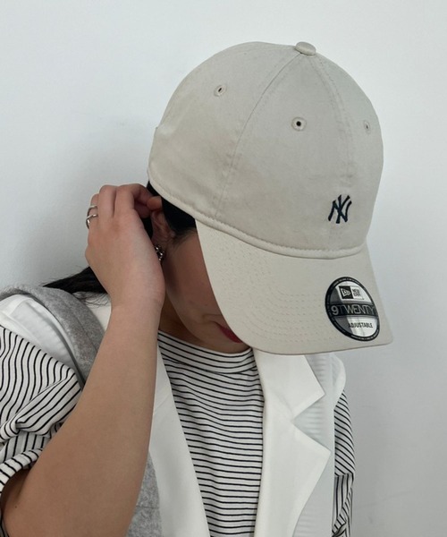 NEW ERA(ニューエラ)の「MP NEWERA CAP(キャップ・レディース・ベージュ/ホワイト系その他/ブラック系その他/ネイビー・FREE)」の7枚目の写真