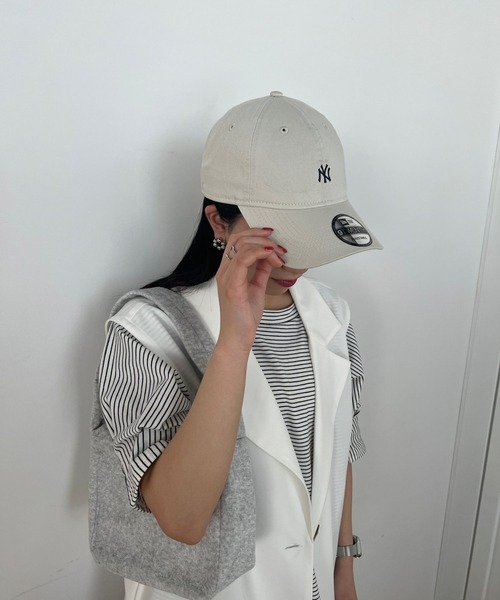 NEW ERA(ニューエラ)の「MP NEWERA CAP(キャップ・レディース・ベージュ/ホワイト系その他/ブラック系その他/ネイビー・FREE)」の6枚目の写真