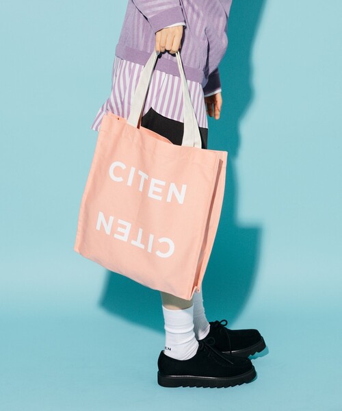 ゲラルディーニ ロゴパターン トートバッグ ホワイト/ピンク/グレー ゲラルディーニ ロゴパターン トートバッグ ホワイト/ピンク/グレー