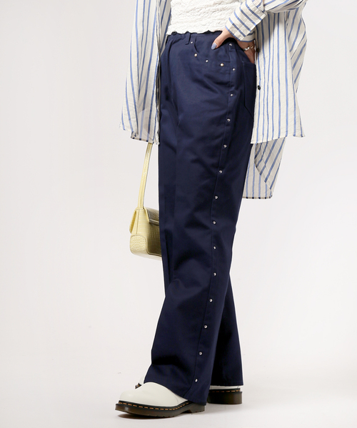 JOINT WORKS(ジョイントワークス)の「J-スタッズフレアパンツ(その他パンツ・レディース・ネイビー/カーキ/マスタード・SMALL/MEDIUM)」の1枚目の写真
