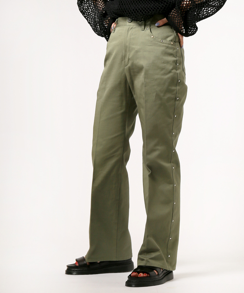 JOINT WORKS(ジョイントワークス)の「J-スタッズフレアパンツ(その他パンツ・レディース・ネイビー/カーキ/マスタード・SMALL/MEDIUM)」の2枚目の写真