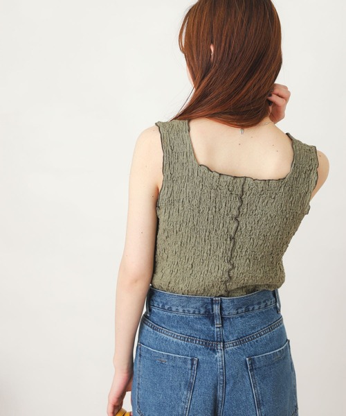 SENSE OF PLACE by URBAN RESEARCH（センスオブプレイスバイアーバンリサーチ）の「メロースクエアネックタンクトップ（タンクトップ・レディース・ブラック/カーキ/オレンジ/アイボリー/グリーン・ONE）」の8枚目の写真