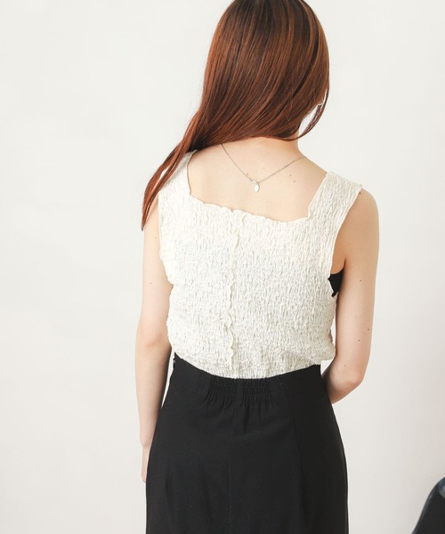 SENSE OF PLACE by URBAN RESEARCH（センスオブプレイスバイアーバンリサーチ）の「メロースクエアネックタンクトップ（タンクトップ・レディース・ブラック/カーキ/オレンジ/アイボリー/グリーン・ONE）」の12枚目の写真